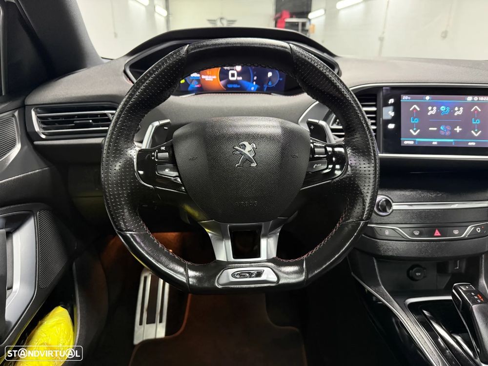 Peugeot 308 1.5 BlueHDi GT Line EAT8 - 24