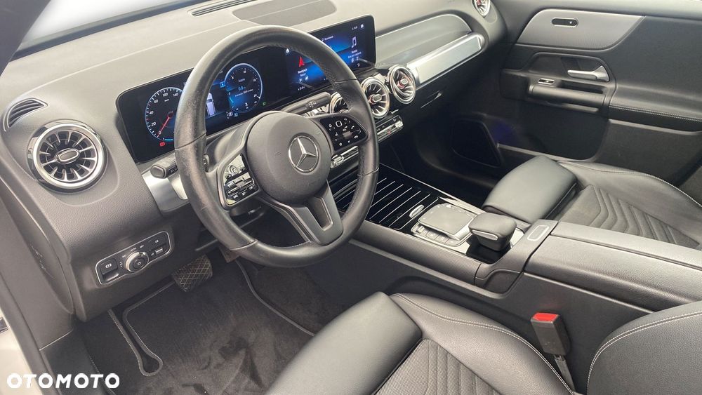 Mercedes-Benz GLB 200 d 8G-DCT - 10