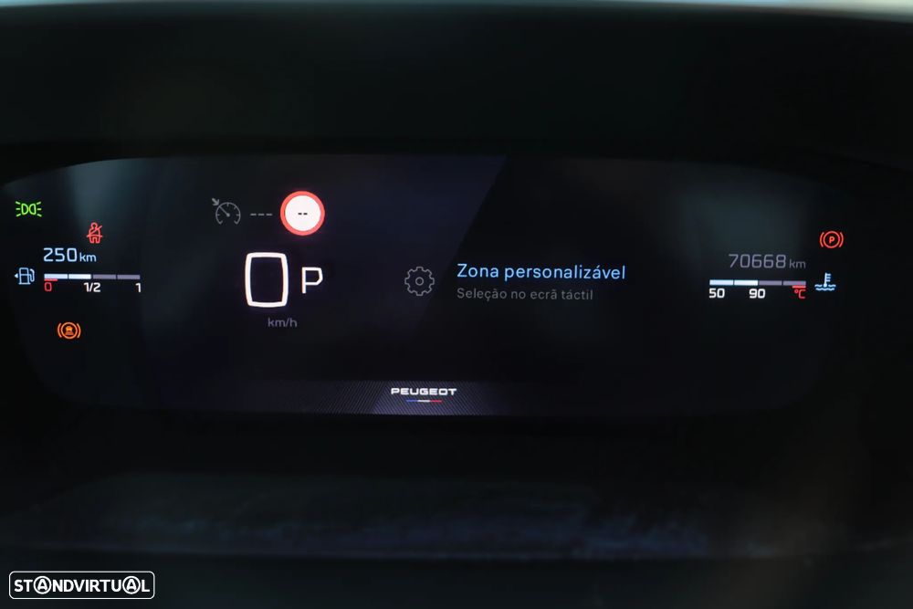 Peugeot 2008 PureTech 130 EAT8 GT - 29