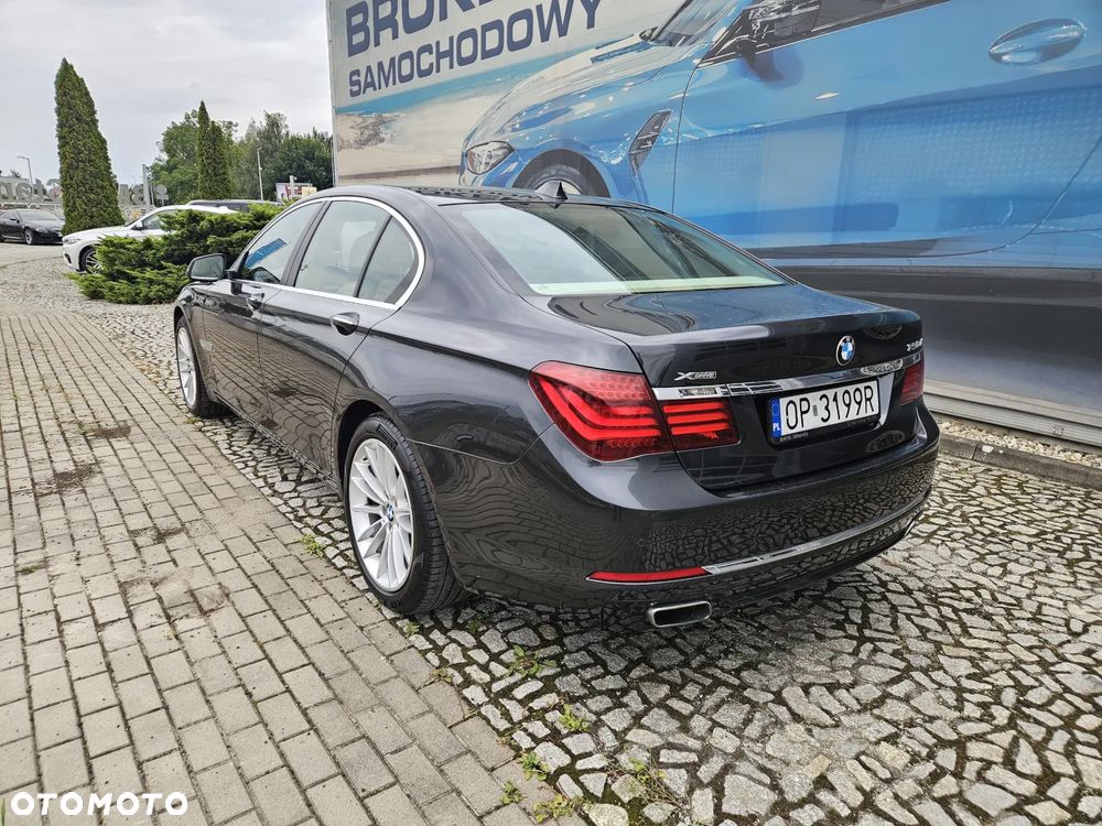 BMW Seria 7 750d xDrive - 4