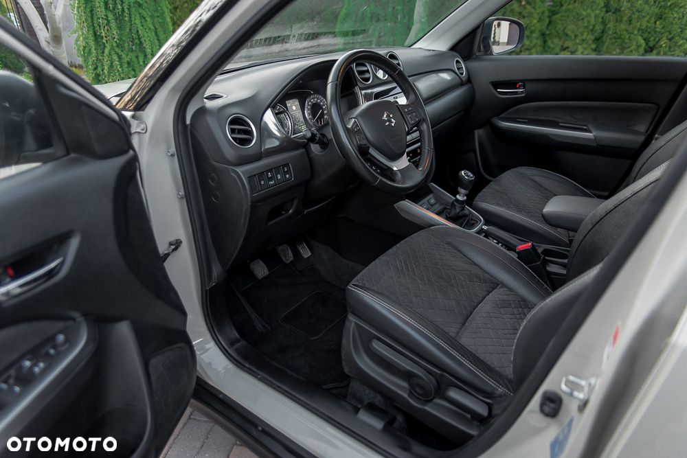 Suzuki Vitara 1.4 Boosterjet Allgrip Comfort+ - 23