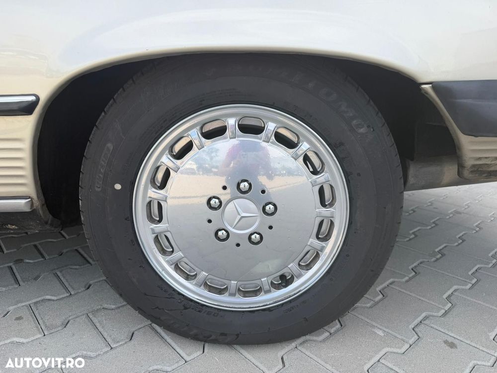 Mercedes-Benz SL - 17