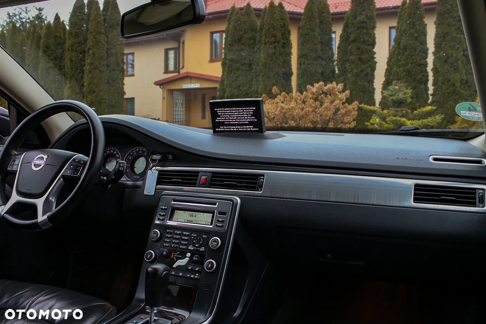 Volvo XC 70 3.2 AWD Summum - 26