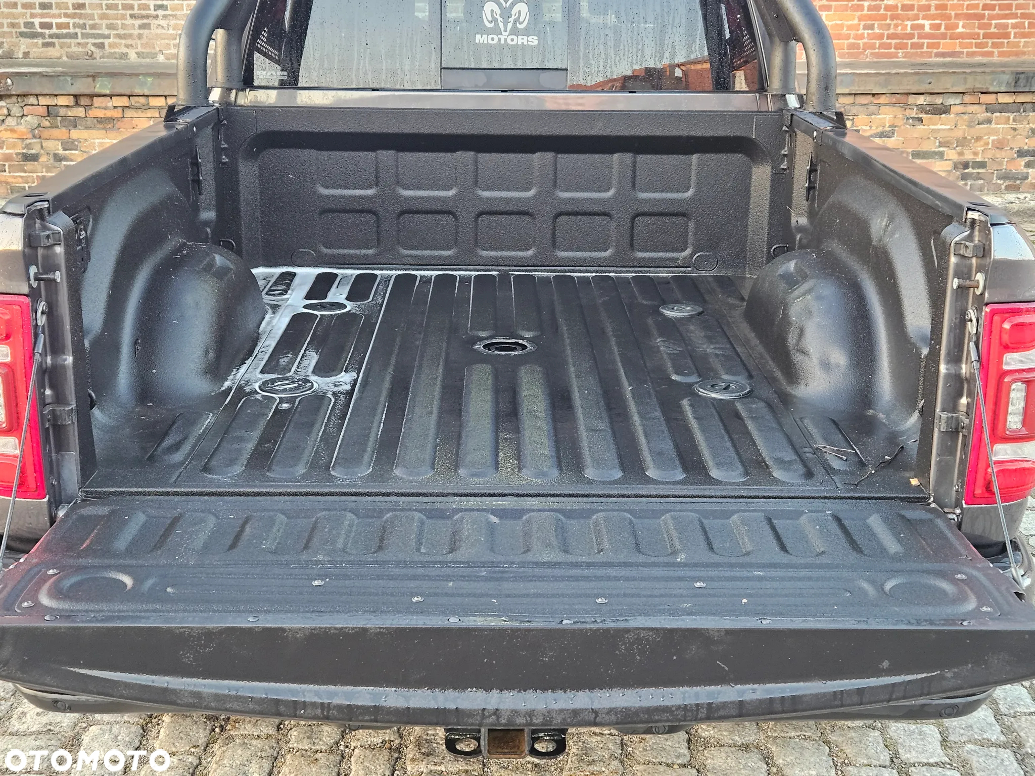 Dodge RAM - 13