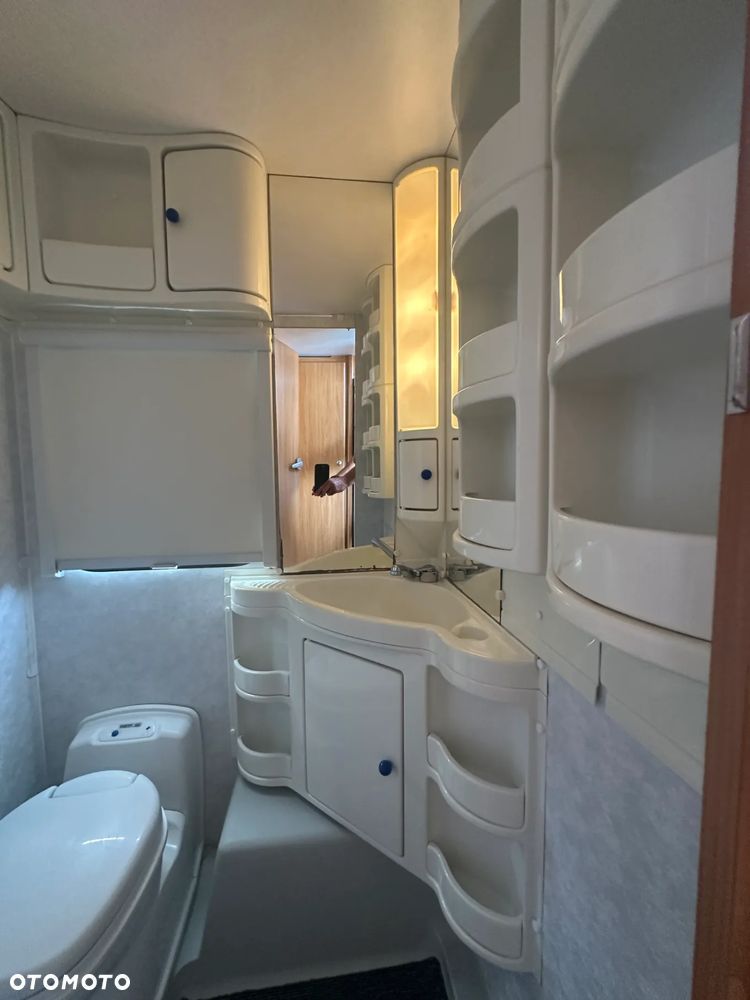 Adria CLASSICA 743 UP z ALDE , dużą markizą. 6/7 osobowa - 30