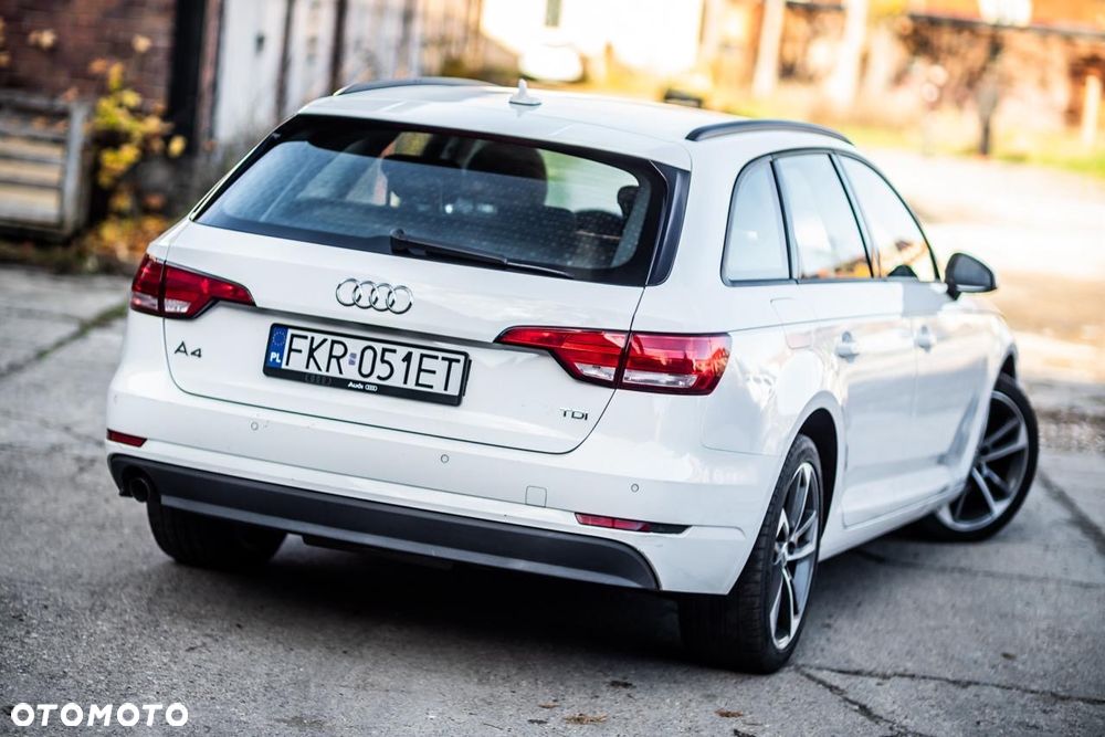 Audi A4 Avant 2.0 TDI S tronic - 26