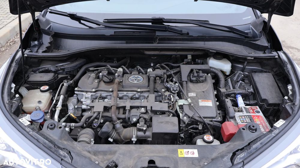 Toyota C-HR Business-Edition - 38