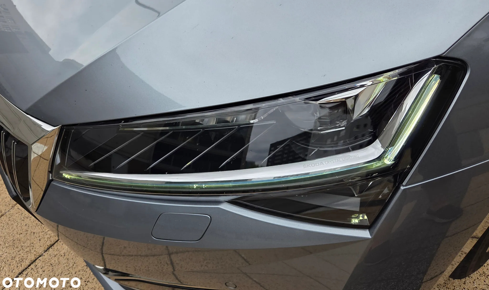 Skoda Superb 2.0 TDI SCR L&K DSG - 17