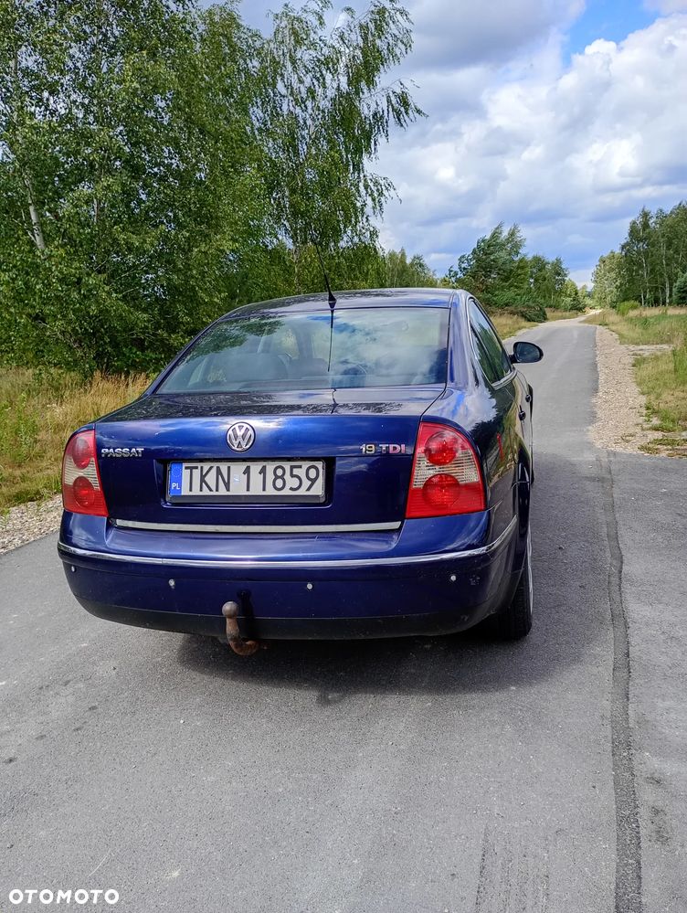 Volkswagen Passat 1.9 TDI Highline - 6
