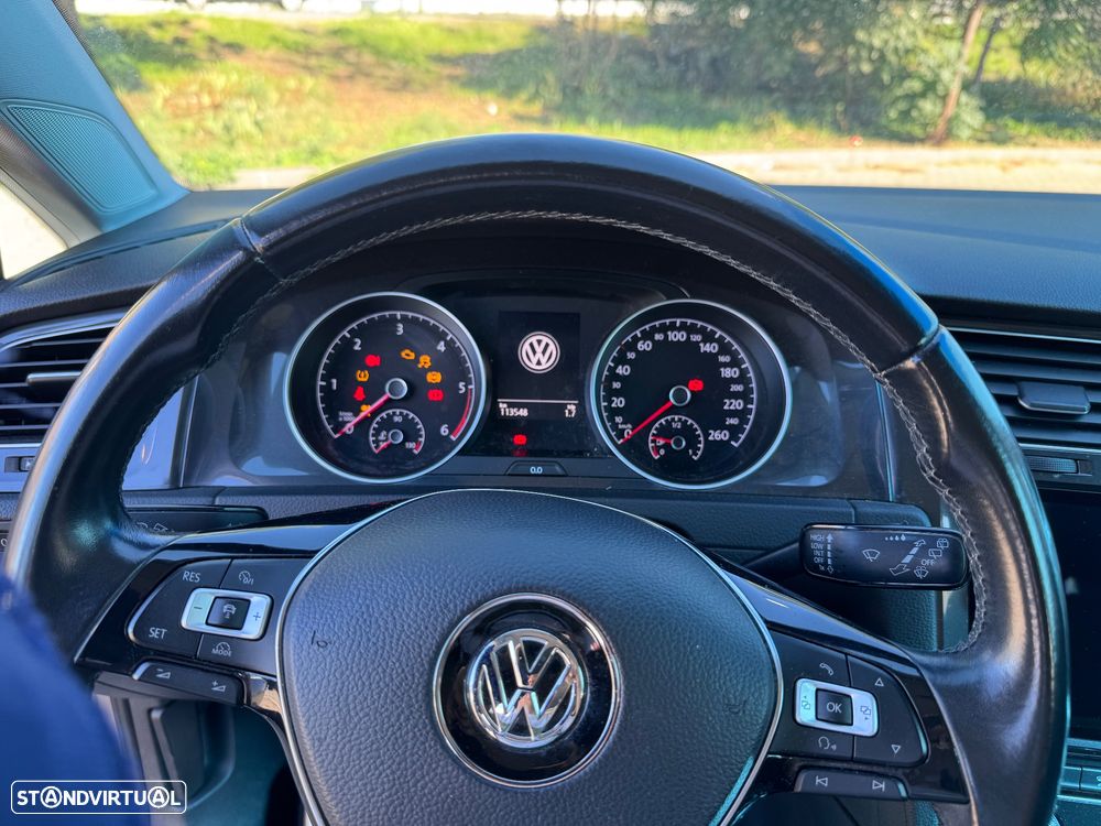 VW Golf 1.6 TDI Confortline - 16