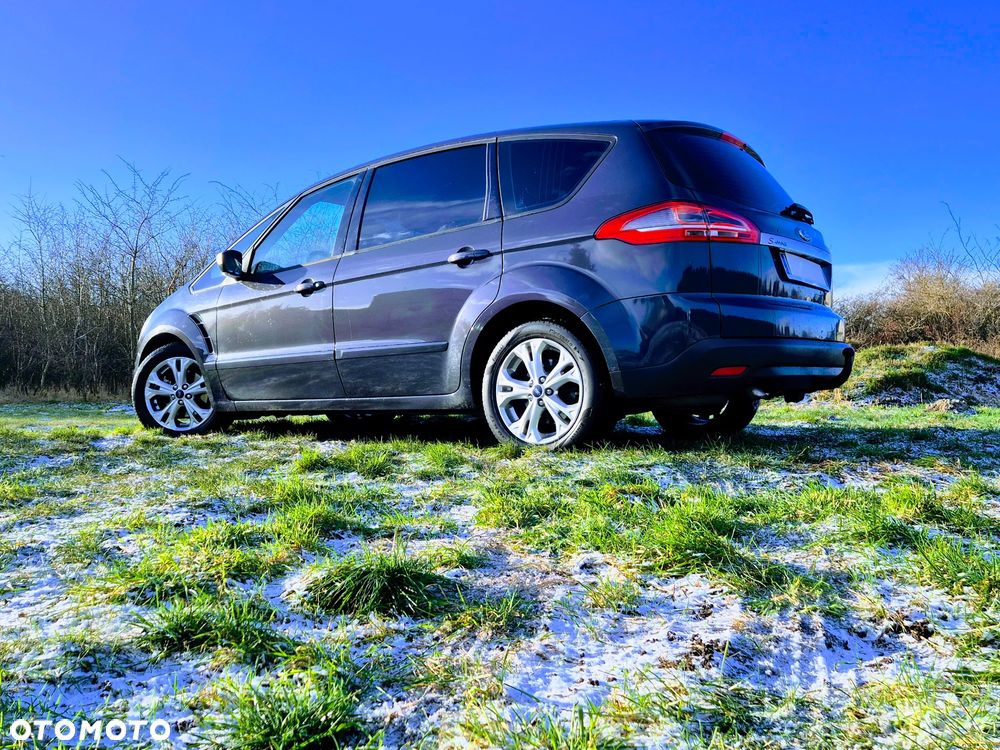 Ford S-Max - 10