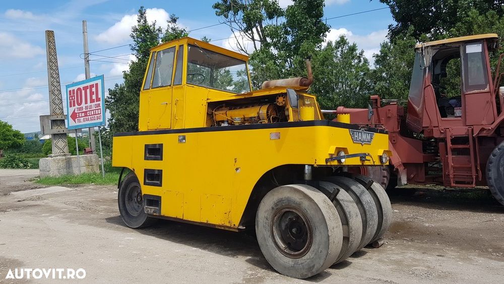 Hamm GR15, GR20  Cilindru compactor polipneu - 1