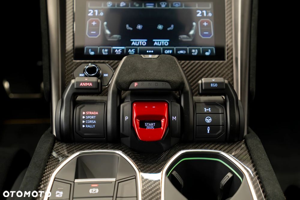 Lamborghini Urus - 11