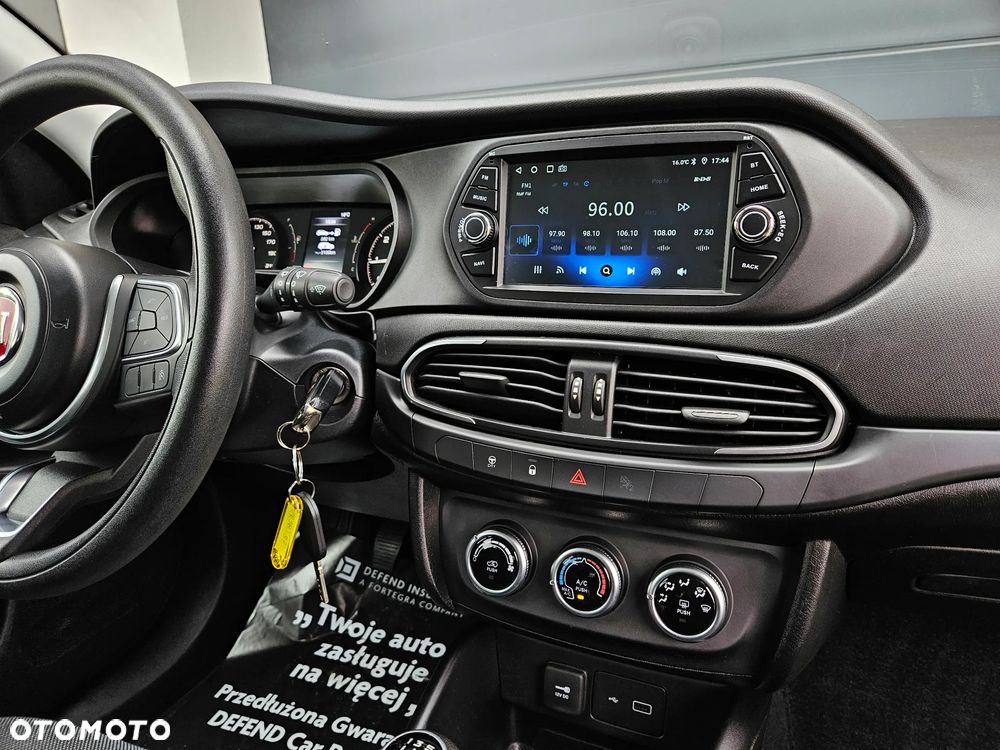 Fiat Tipo 1.4 16v Easy EU6d - 26