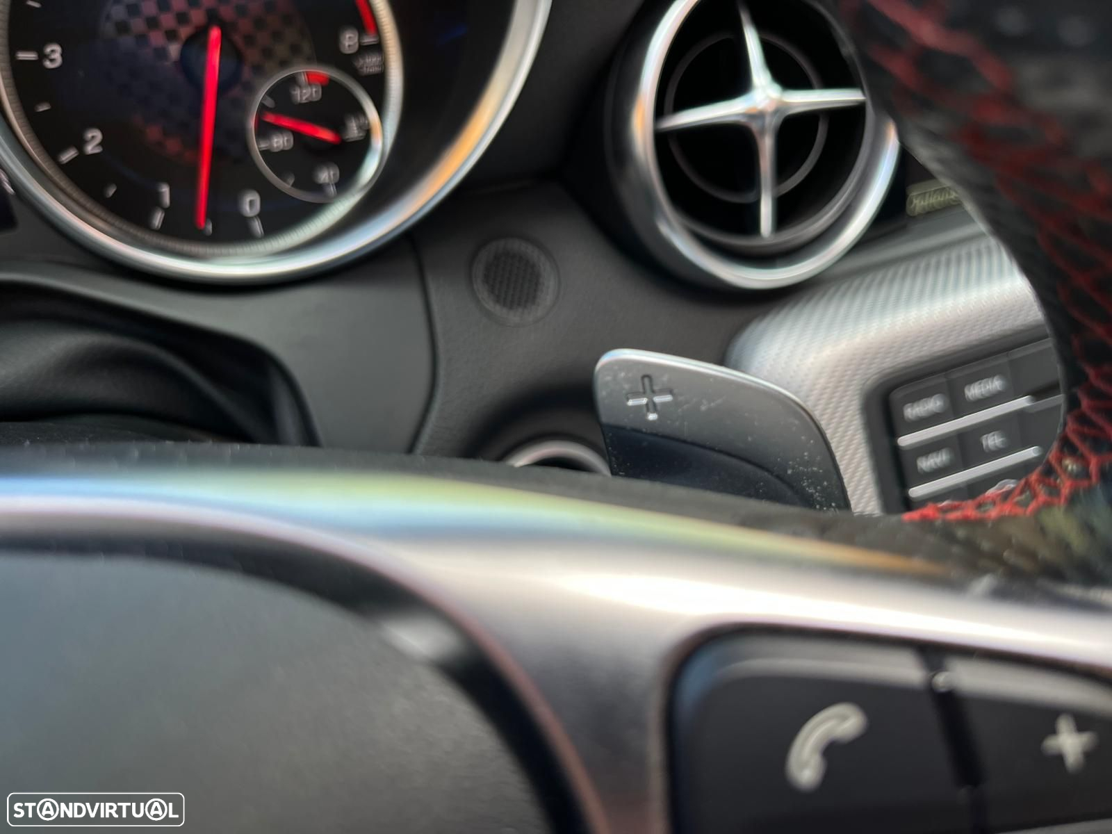Mercedes-Benz SLC 43 AMG - 21