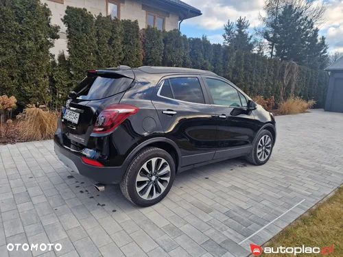 Buick Encore - 2