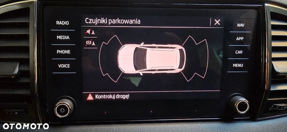 Skoda Karoq 1.5 TSI ACT Style DSG - 31