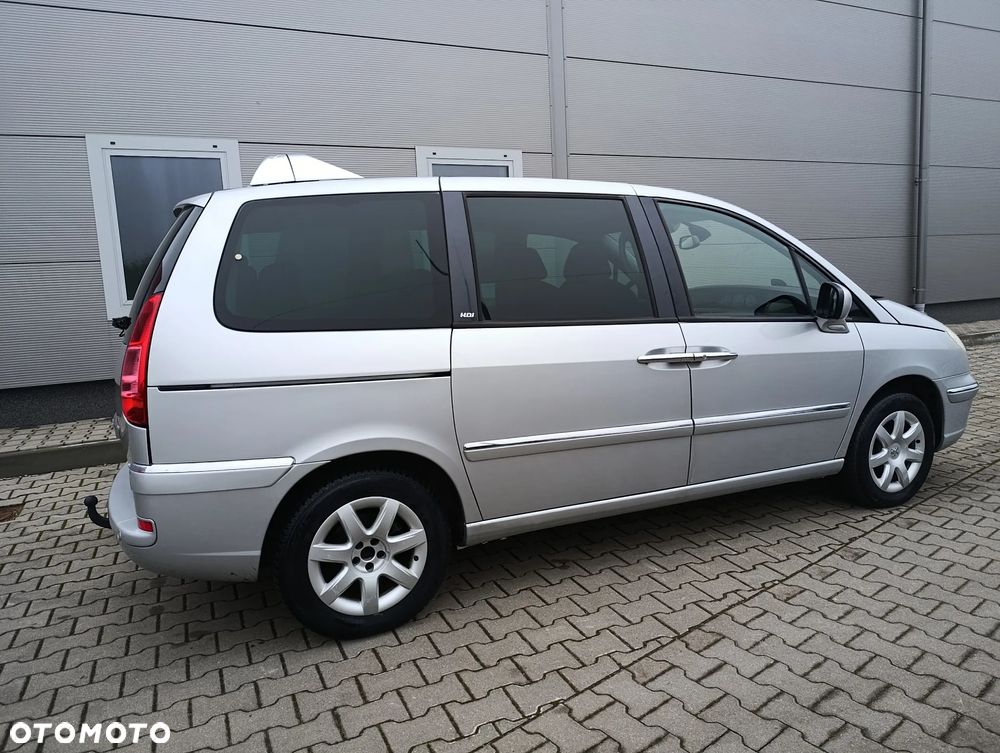 Peugeot 807 HDi 165 Family - 20