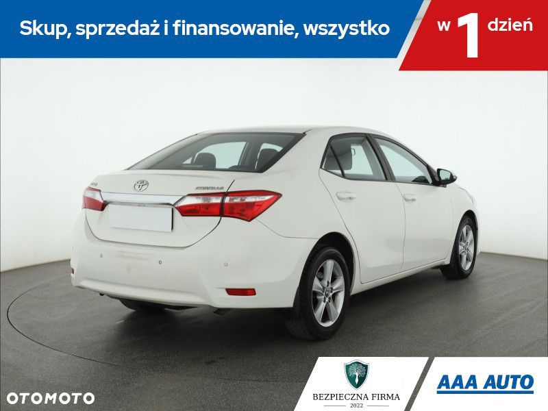 Toyota Corolla - 7
