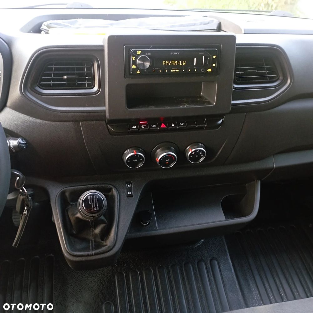 Renault Master - 9