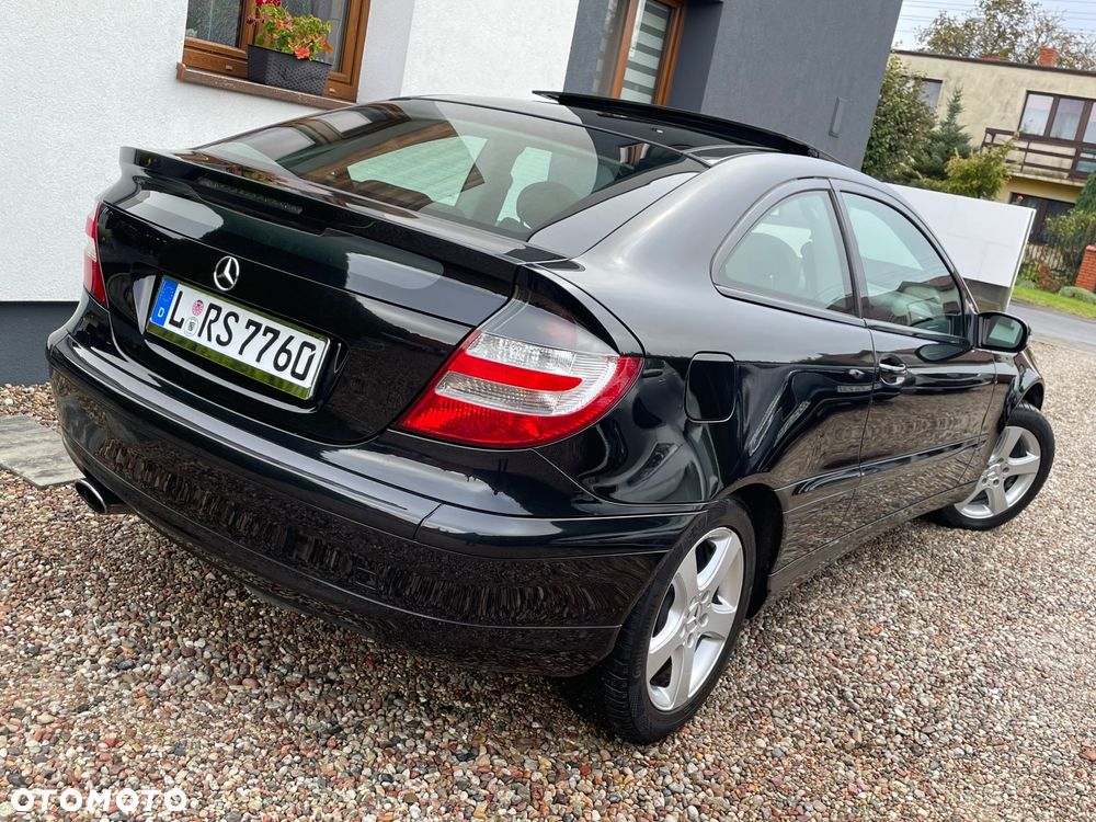 Mercedes-Benz Klasa C 180 Kompressor Sportcoupe - 18