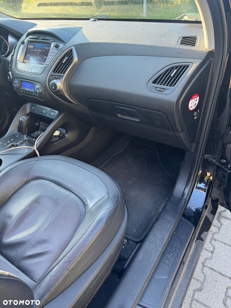 Hyundai ix35 2.0 CRDi Premium 4WD - 17