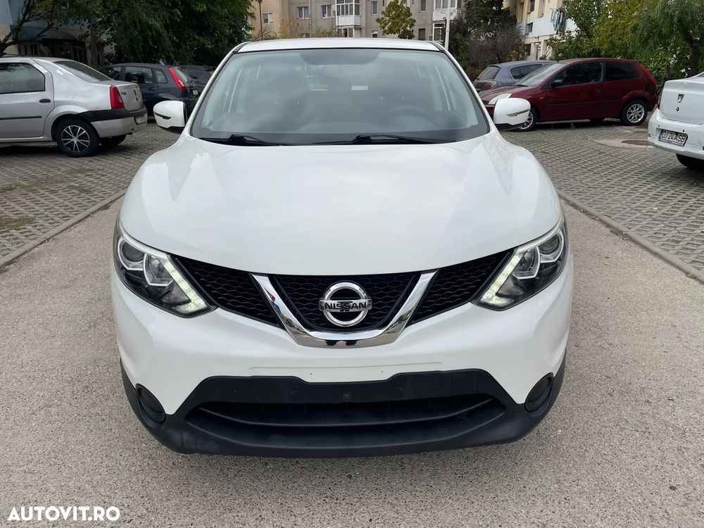 Nissan Qashqai 1.5 DCI Start/Stop N-Connecta - 9