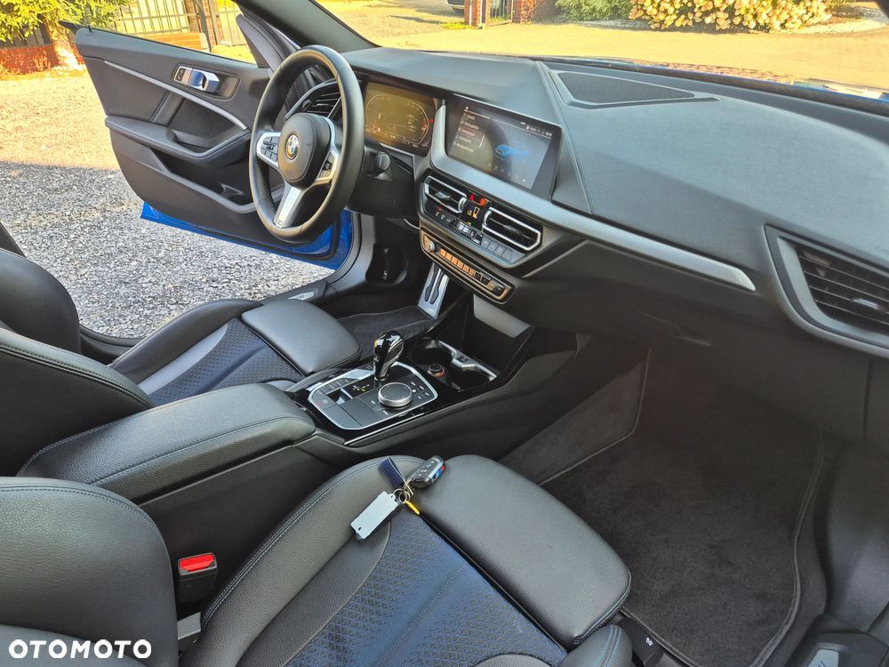 BMW Seria 2 220i Edition Colorvision - 30
