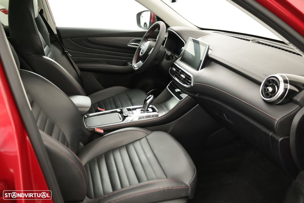 MG EHS 1.5 T-GDI Plug-in Hybrid Luxury - 23