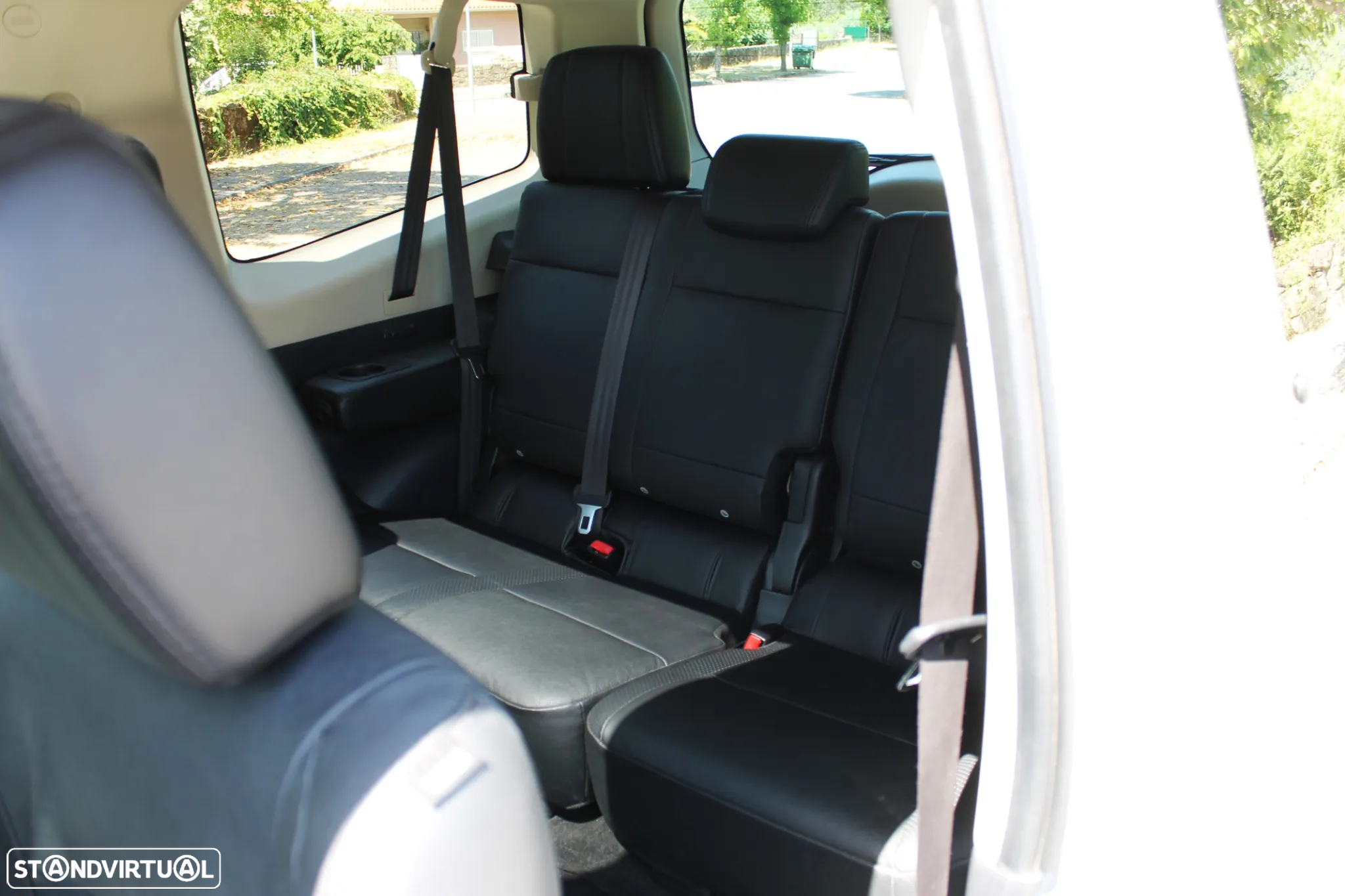 Mitsubishi Pajero 3.2 DI-D Auto Instyle - 20