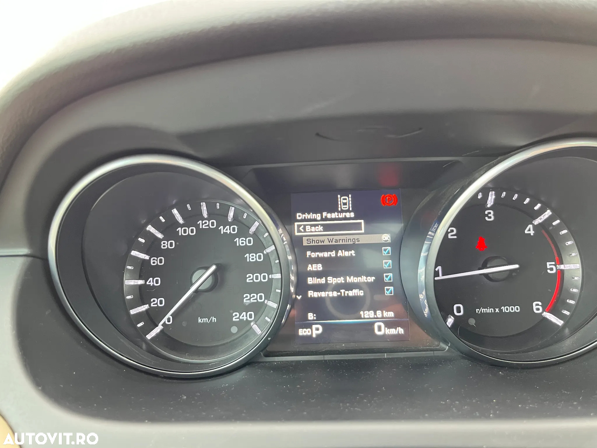 Land Rover Discovery Sport 2.0 l TD4 HSE Luxury Aut. - 31