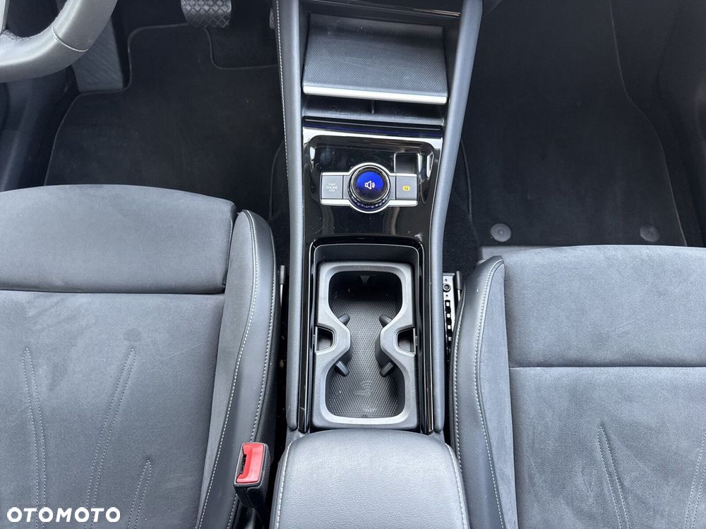 Volkswagen Tiguan - 25