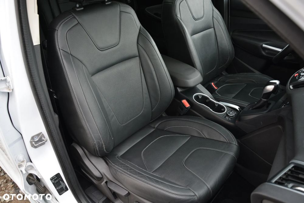 Ford Kuga 2.0 TDCi 4x4 Individual - 32