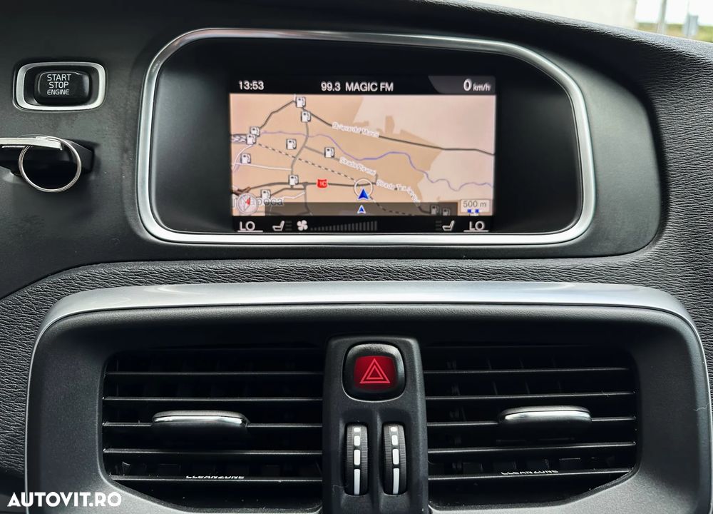 Volvo V40 D3 Aut Summum - 24