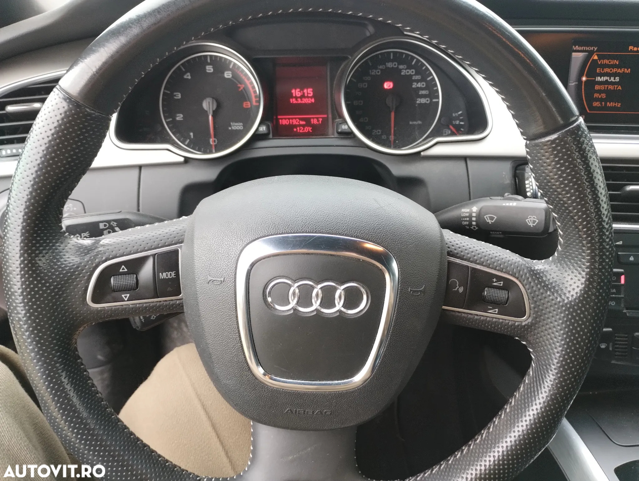 Audi A5 2.0 TFSI quattro S tronic - 9