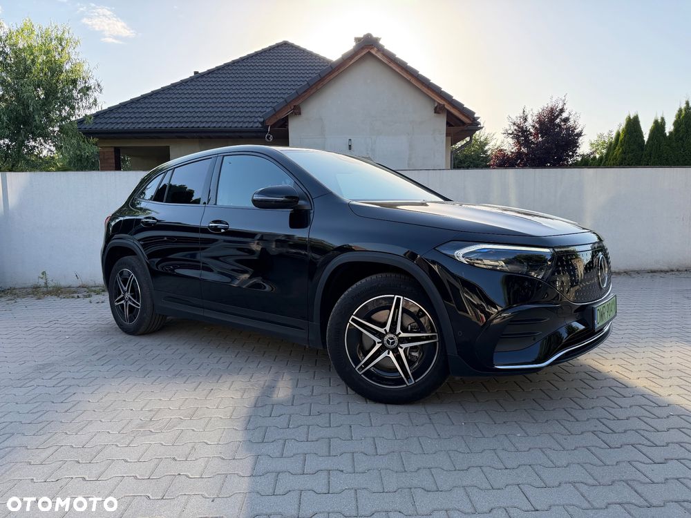 Mercedes-Benz EQA 250+ AMG Line - 2