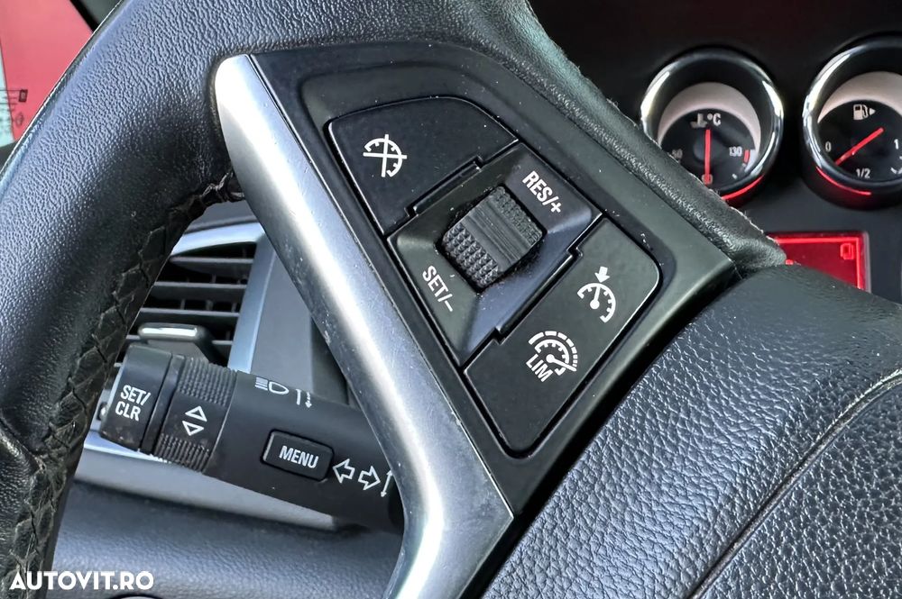 Opel Astra - 12