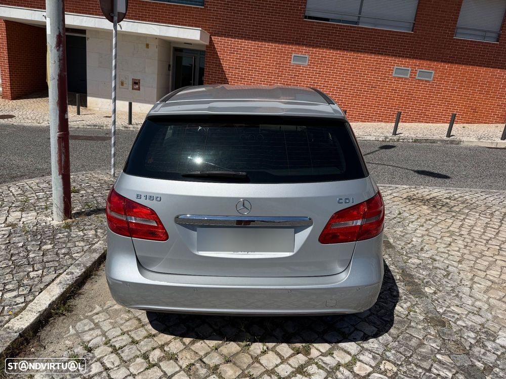 Mercedes-Benz B 180 CDI BlueEFFICIENCY - 6