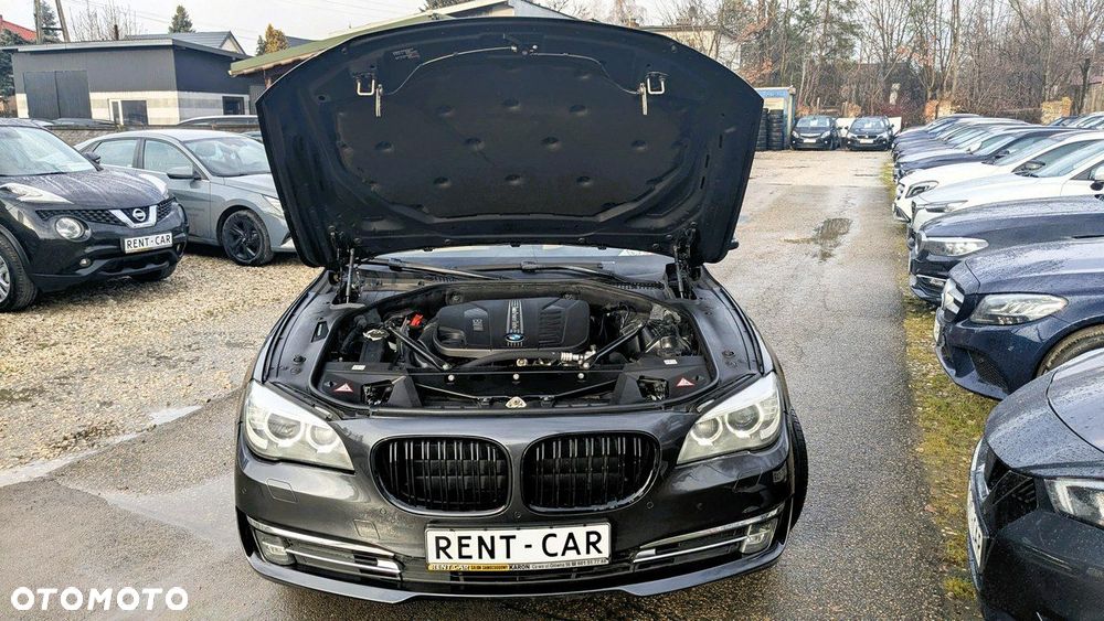 BMW Seria 7 - 34