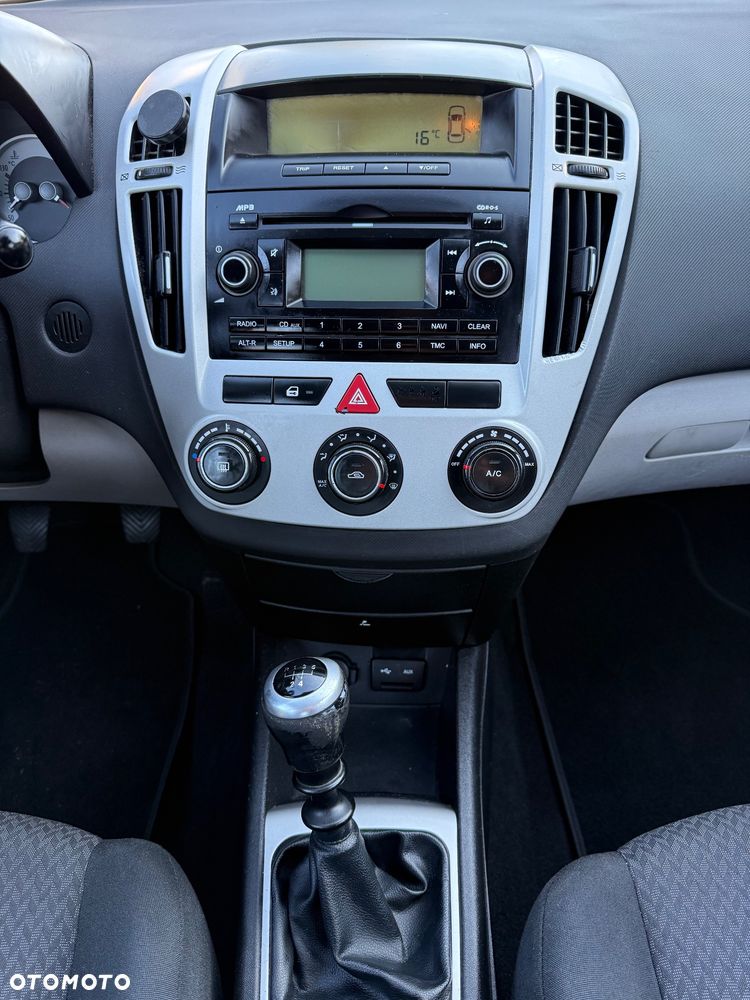 Kia Ceed 1.6 CVVT EX - 11