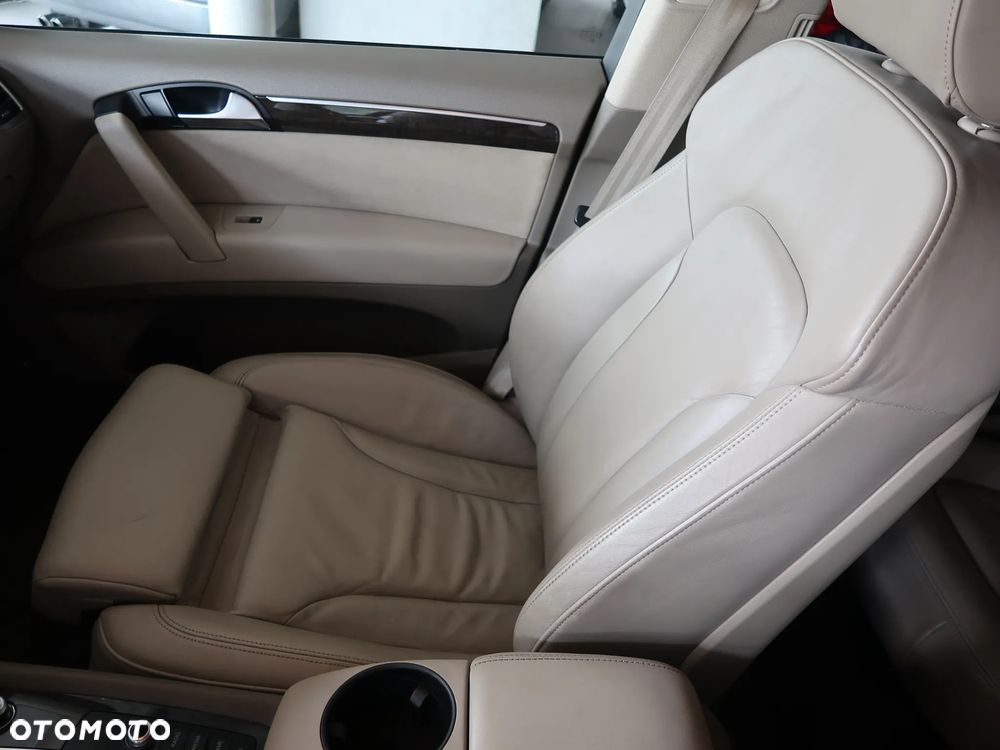 Audi Q7 3.0 TDI Quattro Tiptronic - 18
