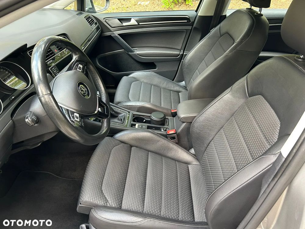 Volkswagen Golf Variant 2.0 TDI BlueMotion Technology Highline - 13