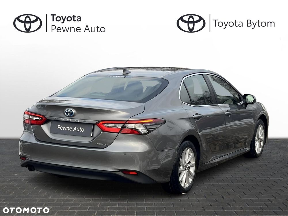 Toyota Camry 2.5 Hybrid Comfort CVT - 2