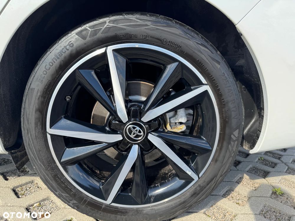 Toyota Auris - 25