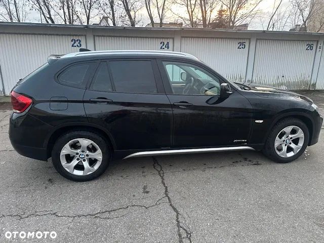 BMW X1 xDrive18d xLine - 3