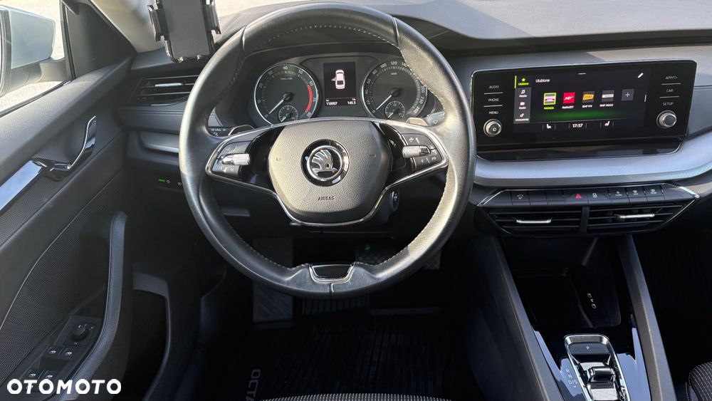 Skoda Octavia 1.5 TSI e-Tec Ambition DSG - 11