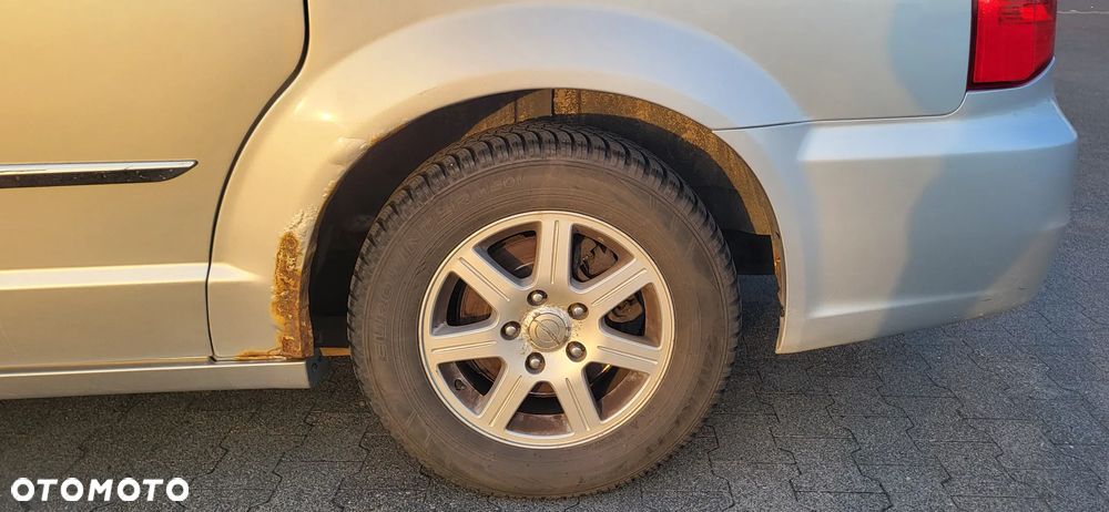 Chrysler Town & Country 3.6 Touring - 13