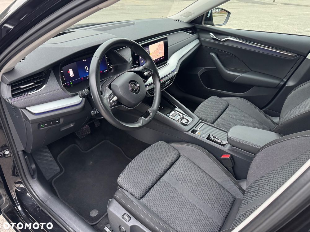 Skoda Octavia 2.0 TDI 4x4 Style DSG - 9