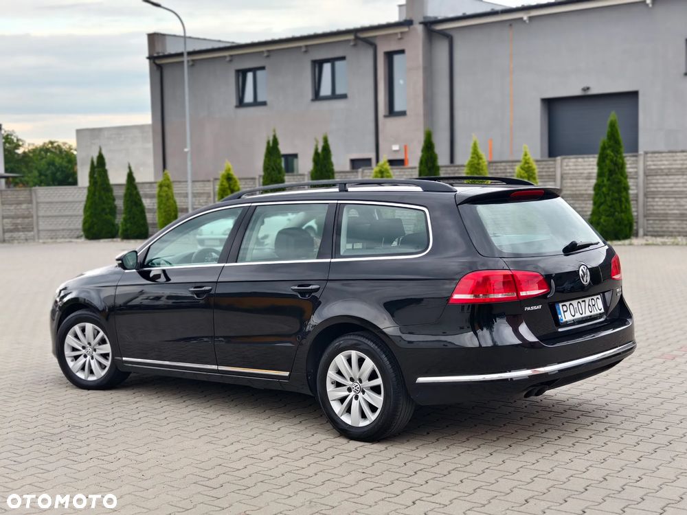 Volkswagen Passat 2.0 TDI Comfortline - 30