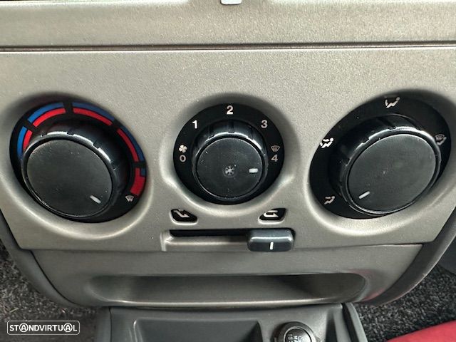 Fiat STRADA ADVENTURE 4 LUGARES - 12